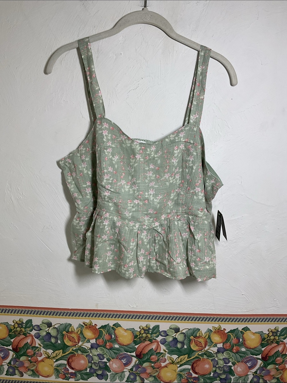 Celebrity Pink Sage Floral Peplum Tank Top Size XL NWT